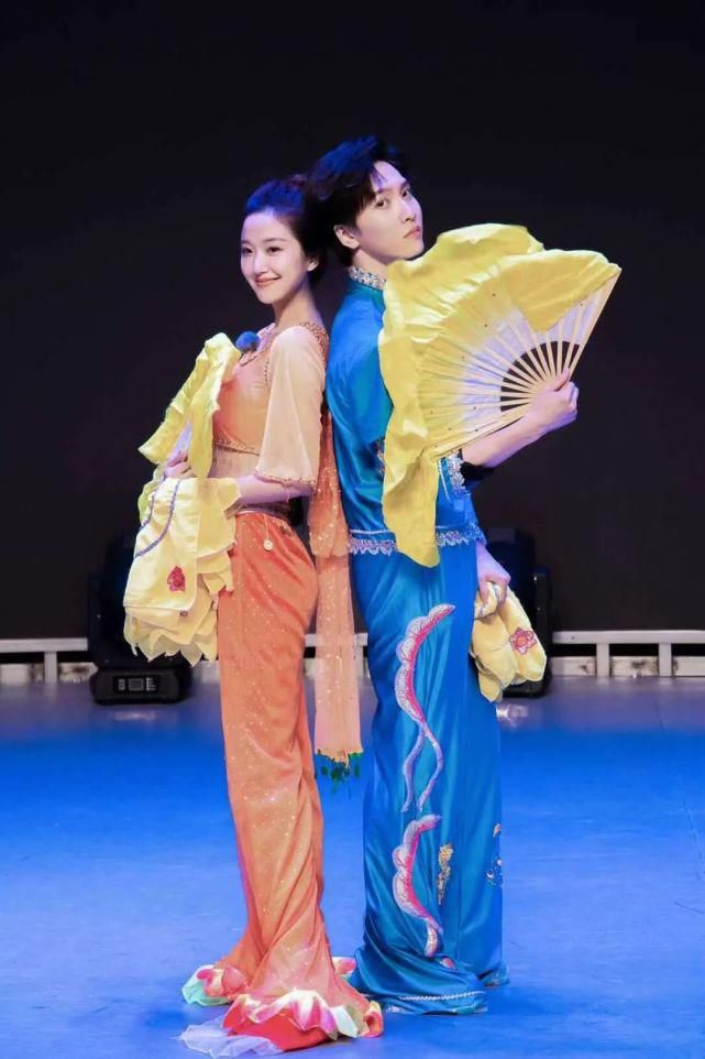 打卡|今晚开播！《辽美旅拍》第一站：心悦姜京佐打卡硬核钢都 感受多彩非遗