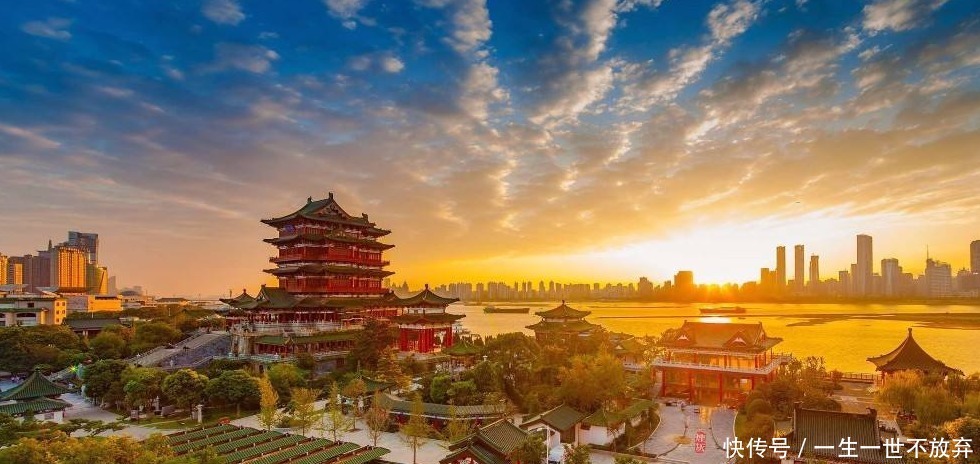 中國三大名樓之一前後重建達29次,屢毀屢建,你可知道!