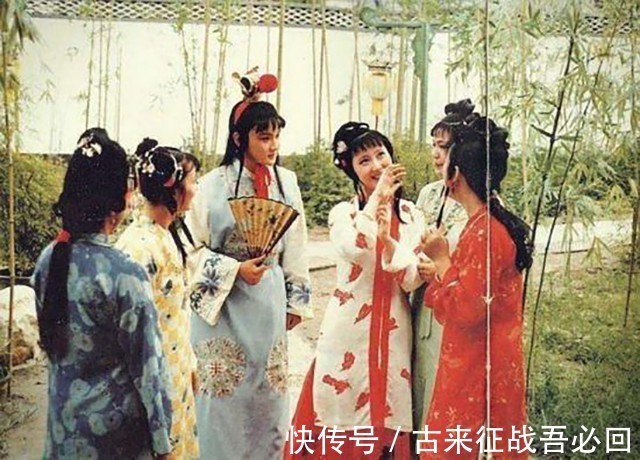 贾雨村|红楼梦:有一个从未出场的人物,决定了四大家族命运走向