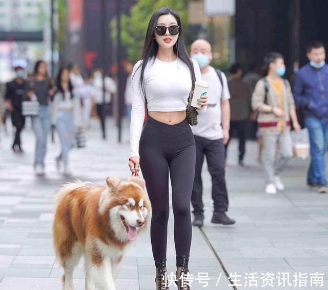 穿搭 清雅悠然的打底裤穿搭很有时尚感,展示时尚风情,成熟魅力!