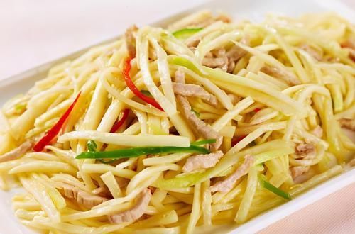 女性想要肌肤好，不妨多吃3种美食，润肤美容，抗衰老，排毒养颜