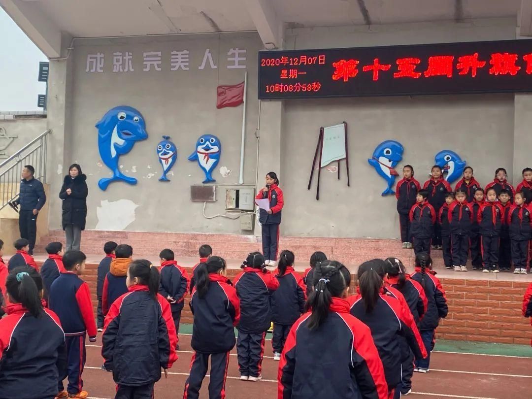  班级|璀璨的古诗词——银海学校1806班班级展示