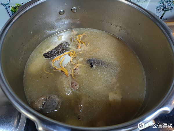 高压锅|夏天常给家人喝“黄金滋补汤”，营养滋补不上火了，贵也值