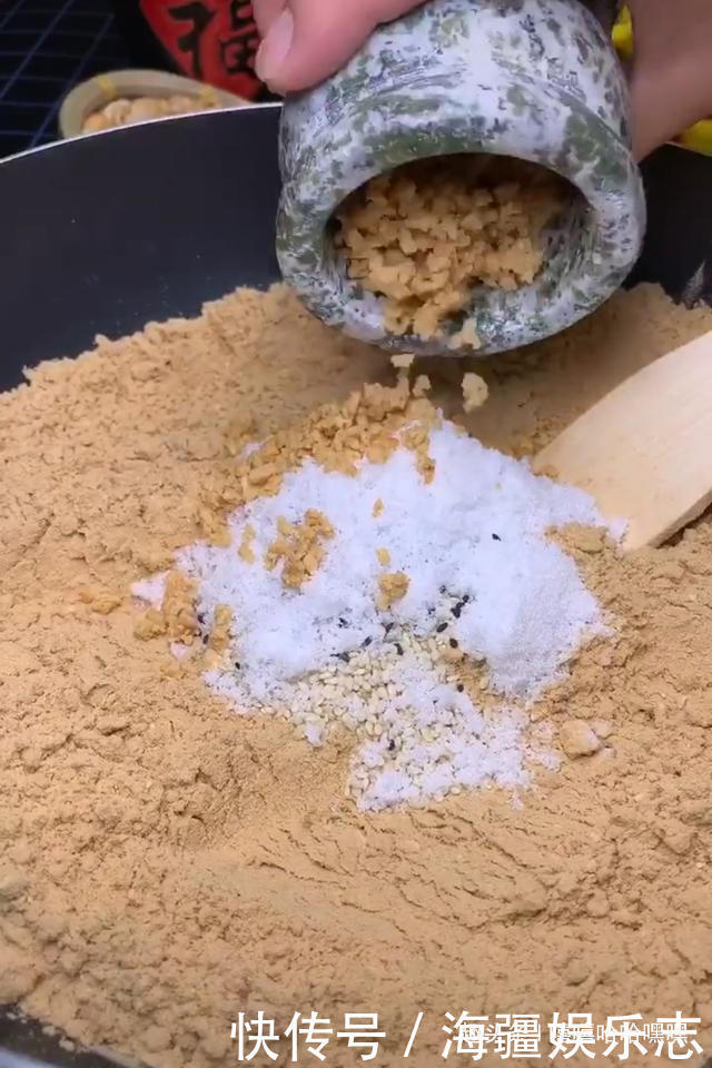  食之|即将消失的传统美食炒面粉，做法简单，食之方便，缅怀已逝的青春