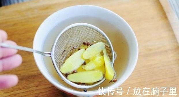 开开心心|花椒加个“它”,可能变为“天然补品”,女人不妨泡水试一试