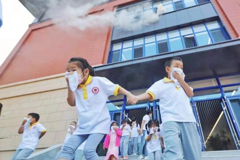 新学期|北京二中经开区学校新学期设午休室让“小豆包”每天平躺休息半小时