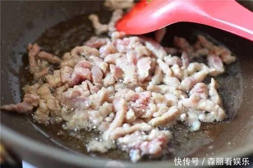 谨记|不论炒什么肉,都别放淀粉去腌,谨记“这3点”,肉嫩味鲜
