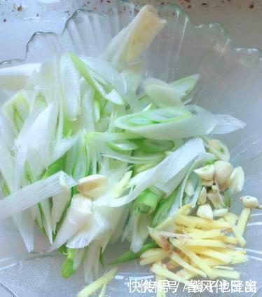 炒牛肉时，别直接用料酒！换成它，牛肉鲜香软嫩，教你正宗做法