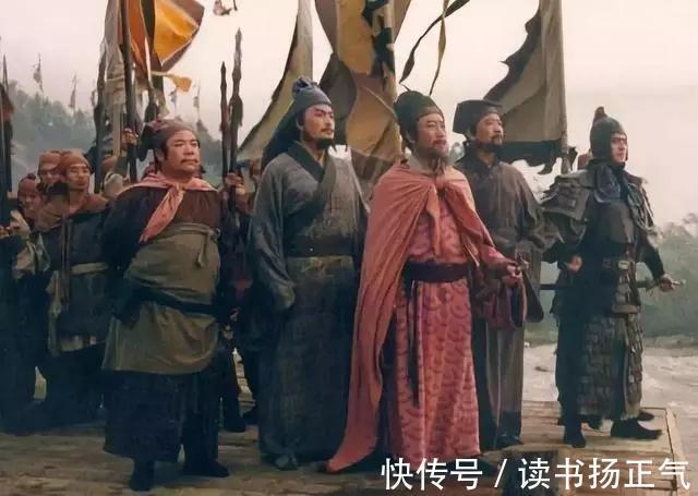 梁山#水浒传:燕青离开卢俊义,为何趁夜挑走一担金珠宝贝