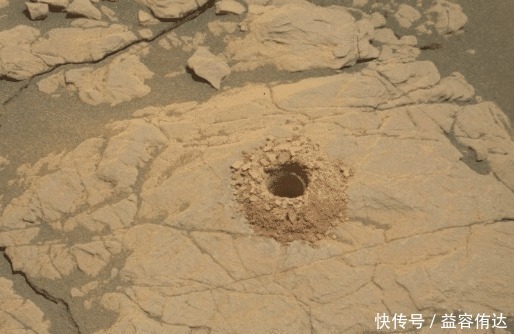 火星人 美国好奇号在火星盖尔火山口探索，传回多张奇物照片，它们很眼熟