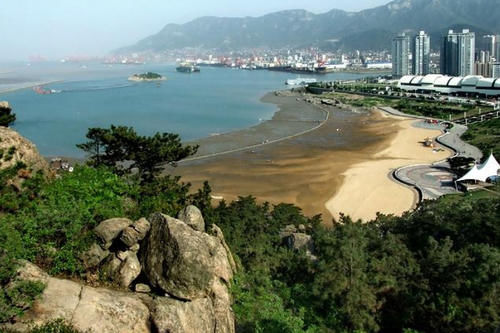 连云港耗资5000万元的公园，园内山海交汇，但水质变差不再能游泳