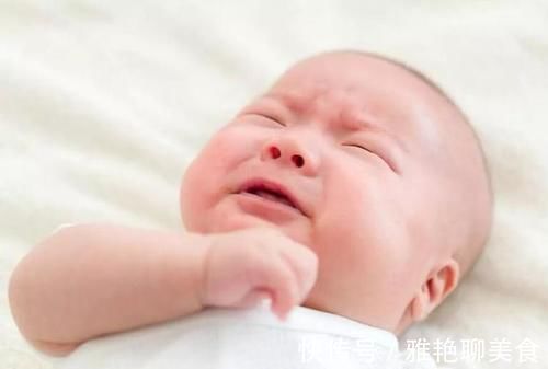 父母|新生儿吃得越多越好?娃吃没吃饱,这4个指标是重点