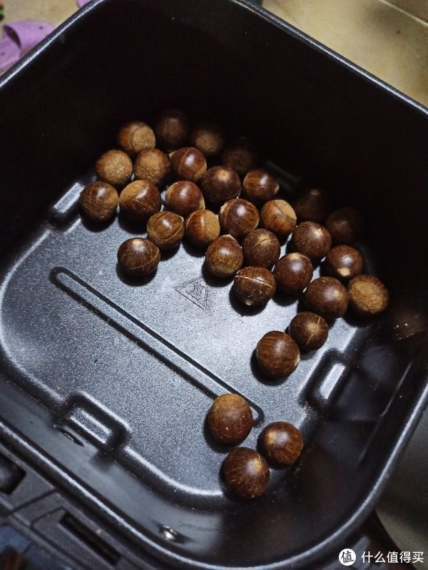 板栗|日常生活 篇四十七：用苏泊尔空气炸锅烤拼多多上买的板栗。