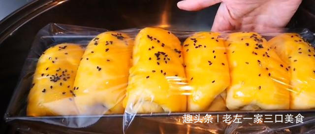 6个鸡蛋加一碗面粉,不用烤箱,不用油炸,简单一做,比吃肉还香