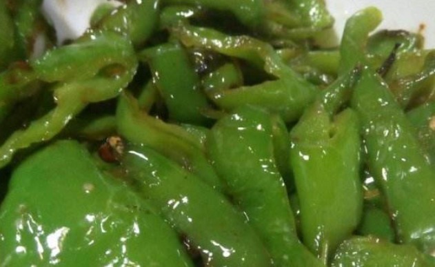  喜欢|喜欢吃青椒的人，皮肤会超好，但青椒有1大禁忌，还有人不清楚！