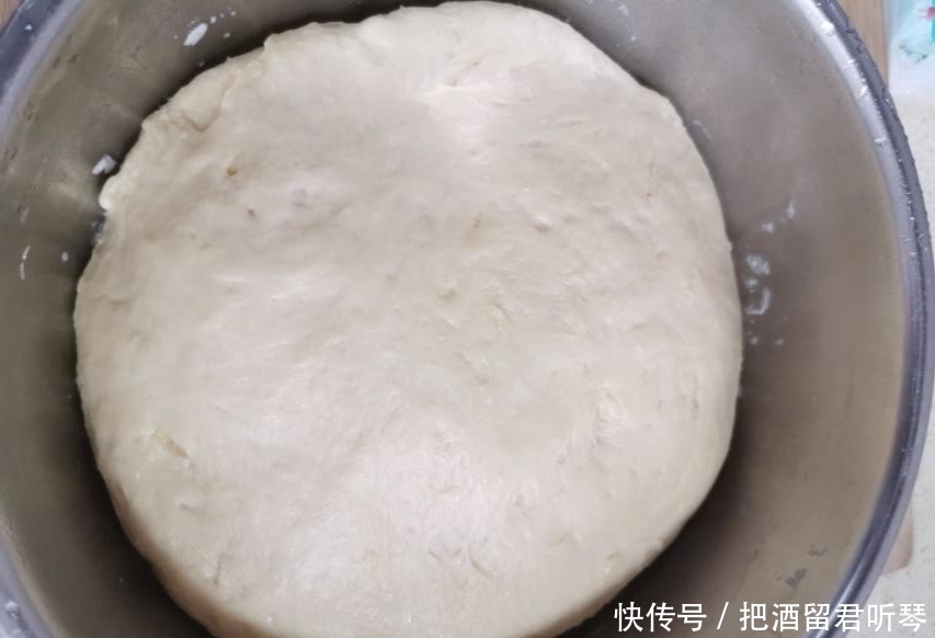 制作|早餐店油条的商用配方,外酥里嫩,手把手教你制作,用料精确到克