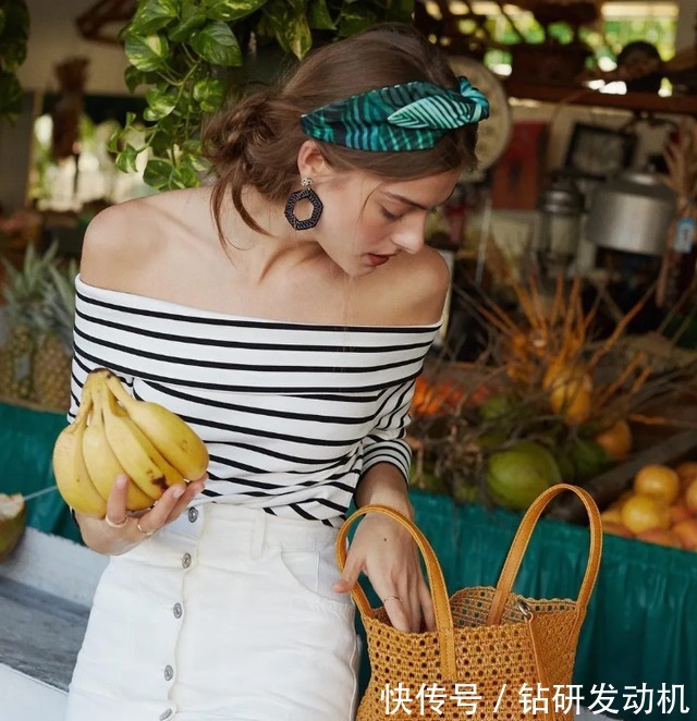 日常穿搭 建议中年女人日常穿搭多从以下3点去讨巧,比同龄人更显年轻