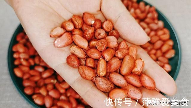 补药一堆不如一把花生，教你养生吃法，每天几粒，胃口大开睡眠好