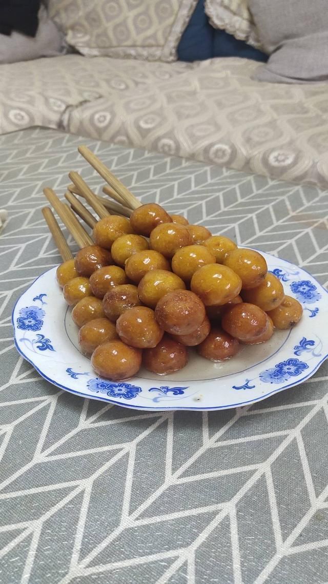 糖葫芦|吃了30年才知道,它是“天然黄体酮”,女人常吃不长皱纹不显老