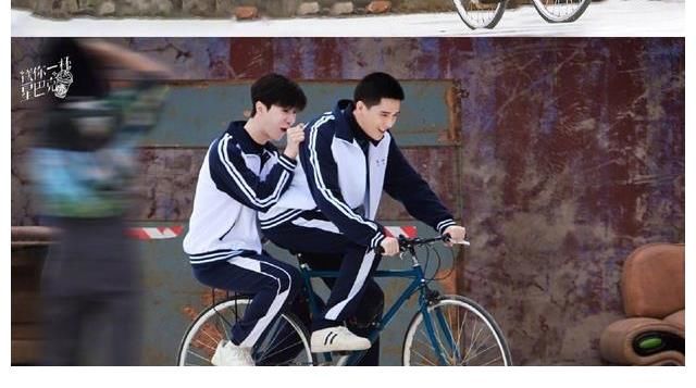 态度|《左肩有你》获得业内支持!书粉转变态度,主演的努力终被认可