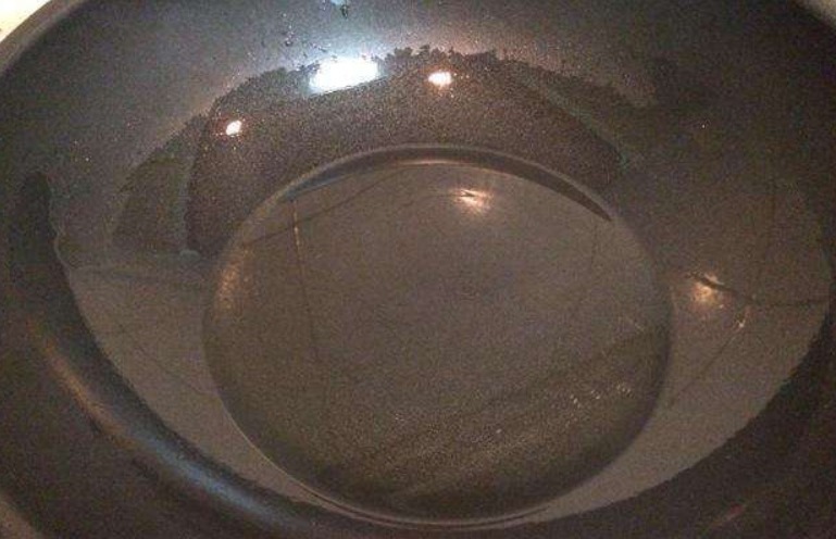  轻松|5步轻松搞定手撕包菜，一口气吃了三碗饭