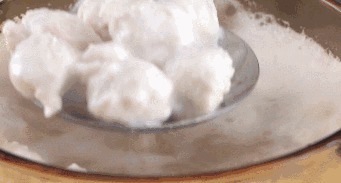 鱼丸自己在家就能做，比外面的好吃10倍