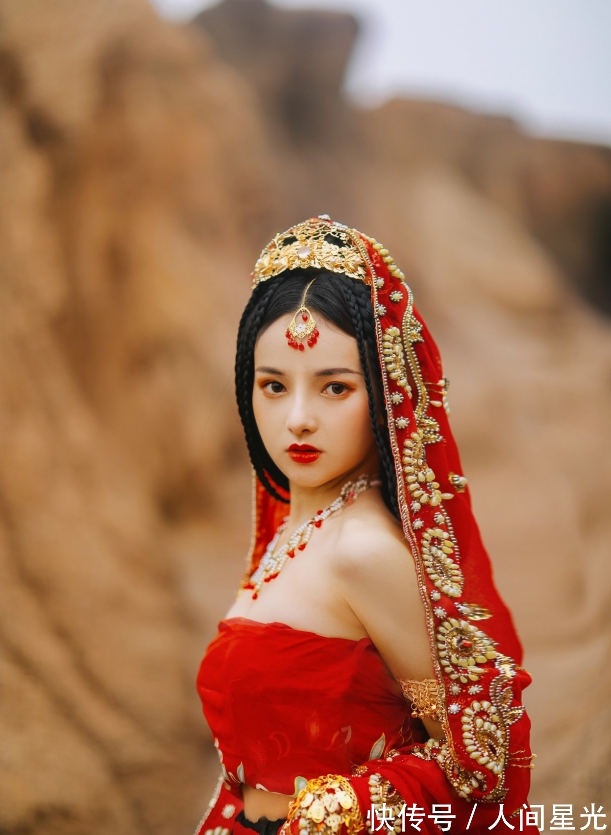 荷叶|诗·十一首丨浅荷叶上珍珠露,深柳塘前小树丫