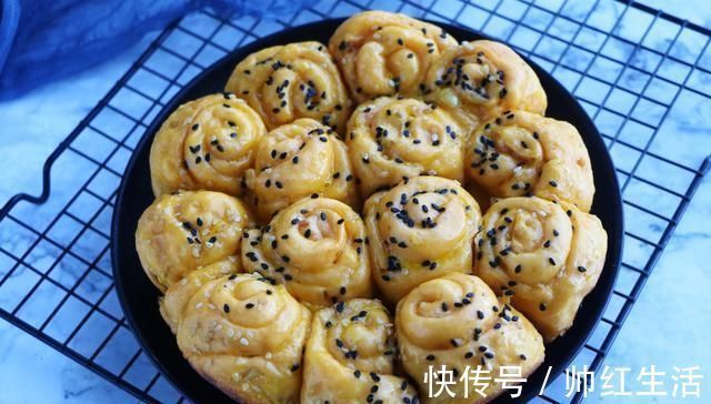 西红柿鸡蛋别炒着吃了,新吃法隔三差五就做,比馒头油条受欢迎