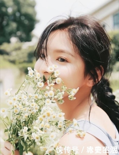 化妆|经常化妆与素颜的女生,皮肤有什么区别?看完这几点可能就懂了!