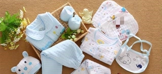 地摊|“你会给孩子买地摊上的便宜衣服吗?”家长的回答,有些出乎意料