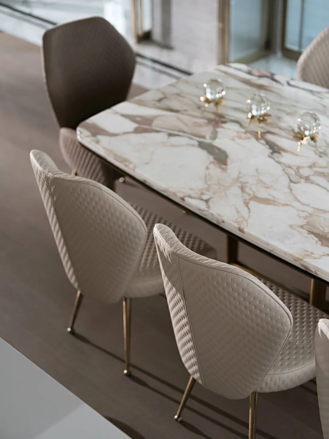 优雅|374㎡现代大平层，华丽时尚的空间，朴素质感好高档