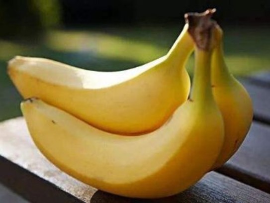 维生素c|女性不想老的快,坚持吃三种食物,活血补血,疏通血管,显年轻