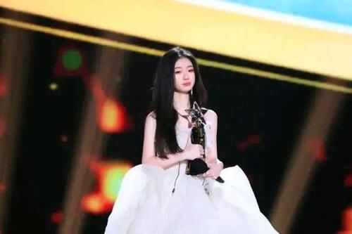 中国好声音|“好声音”冠军学员盲选时导师转身有蹊跷，王泓昊伍珂玥很难夺冠