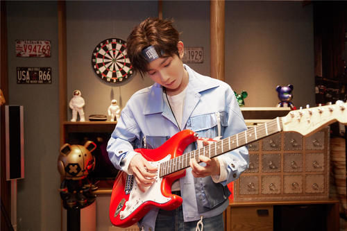 三傻|回顾王源《奇异剧本鲨》高光名场面，你对哪个场景记忆深刻