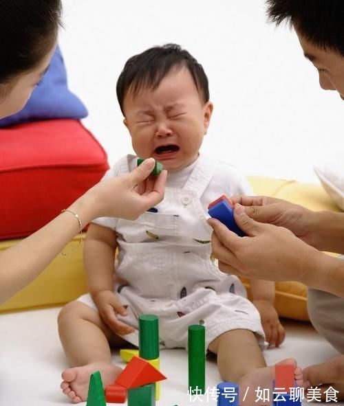 早教|最好的早教在家里,一张白纸,一个吸管就能让宝宝玩到停不下来