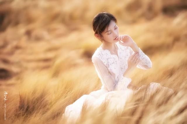 唐诗宋词#《爱上朗诵、塑造优雅的自己》