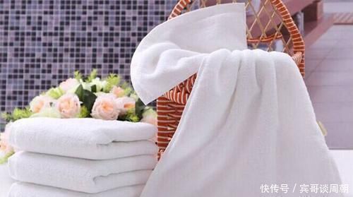 毛巾用久了又黄又臭又滑,聪明人用这个方法,保准洗完跟新的一样