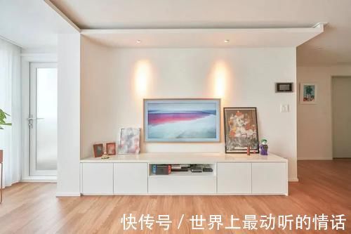 衣帽间|84平婚房,进门就被迷住了,不装电视不要餐厅,布置完好暖心