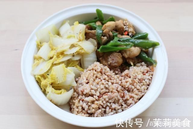 女人|晒晒40岁女人一周减脂晚餐，闺蜜难怪瘦得这么快，气色还那么好