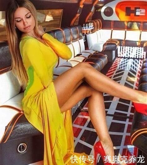 节食者|英国健美模特，腰肢纤细性感俏丽，很多人羡慕，她的饮食很有规律