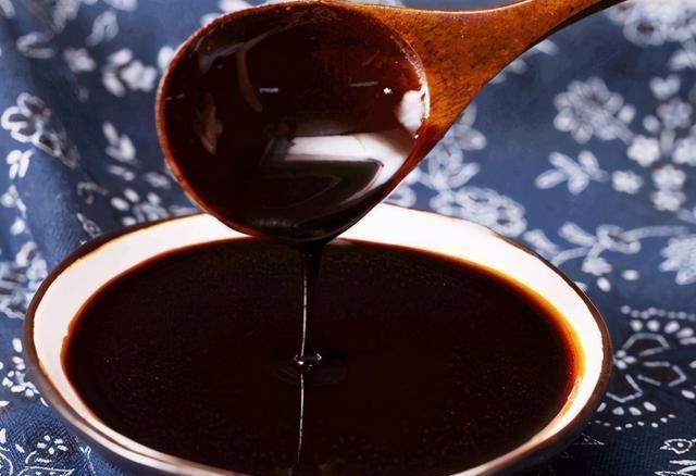 梨膏|秋梨膏别去超市买,学会古法熬制,不放一滴水,孩子吃润燥更润肺