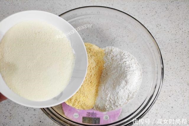 口感|从小就爱吃的大发糕,组织蓬松口感好,照着做保你内部不发粘!