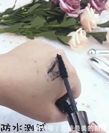 睫毛|为什么不建议女人“种睫毛”美容师透露真实原因,幸好我没去