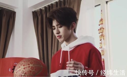 陳立農(nóng)成功轉(zhuǎn)型演員,范丞丞、朱正廷新戲官宣,唯獨最紅的他表演路難走