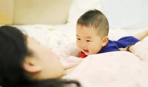 娟娟|宝宝多大能听懂大人的话？到了这个月龄，你在孩子面前说话要注意