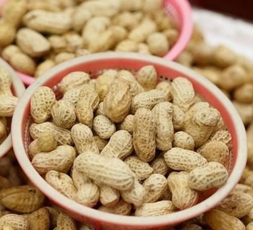 坚持吃花生，这4个好处会缠上你，尤其是孩子和老人要经常吃