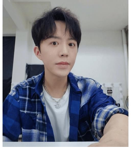 回应|李云迪回应没有分到歌词：很喜欢这次的表演，相信你们也《爱》