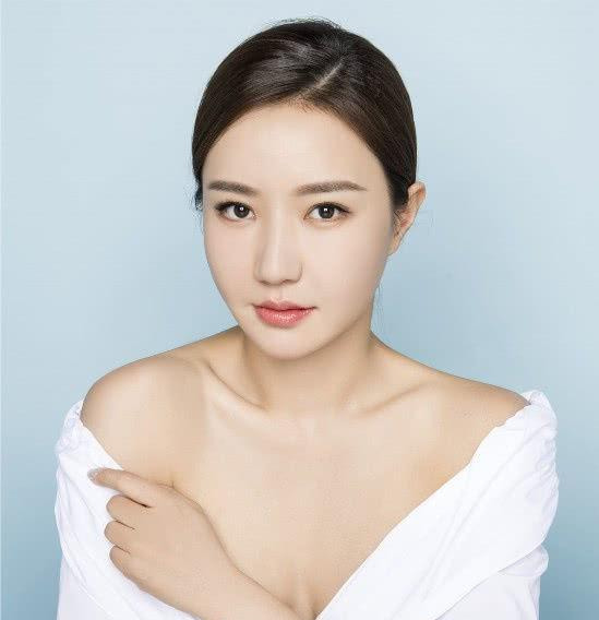 陈英杰|她曾多次决绝嫁给吴奇隆,是张国立心中的儿媳,嫁负豪令人唏嘘