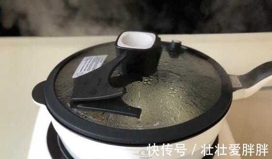 玫瑰花煎饺,形态独特味道好,有颜还好吃!