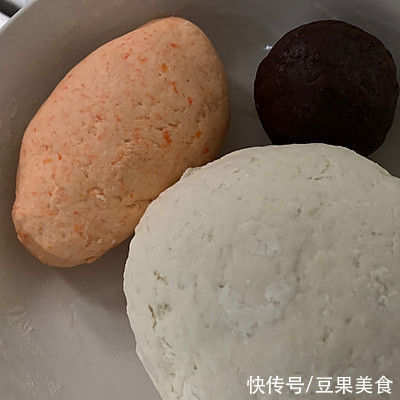 深色|两块钱搞定一道家常美食虎皮饺